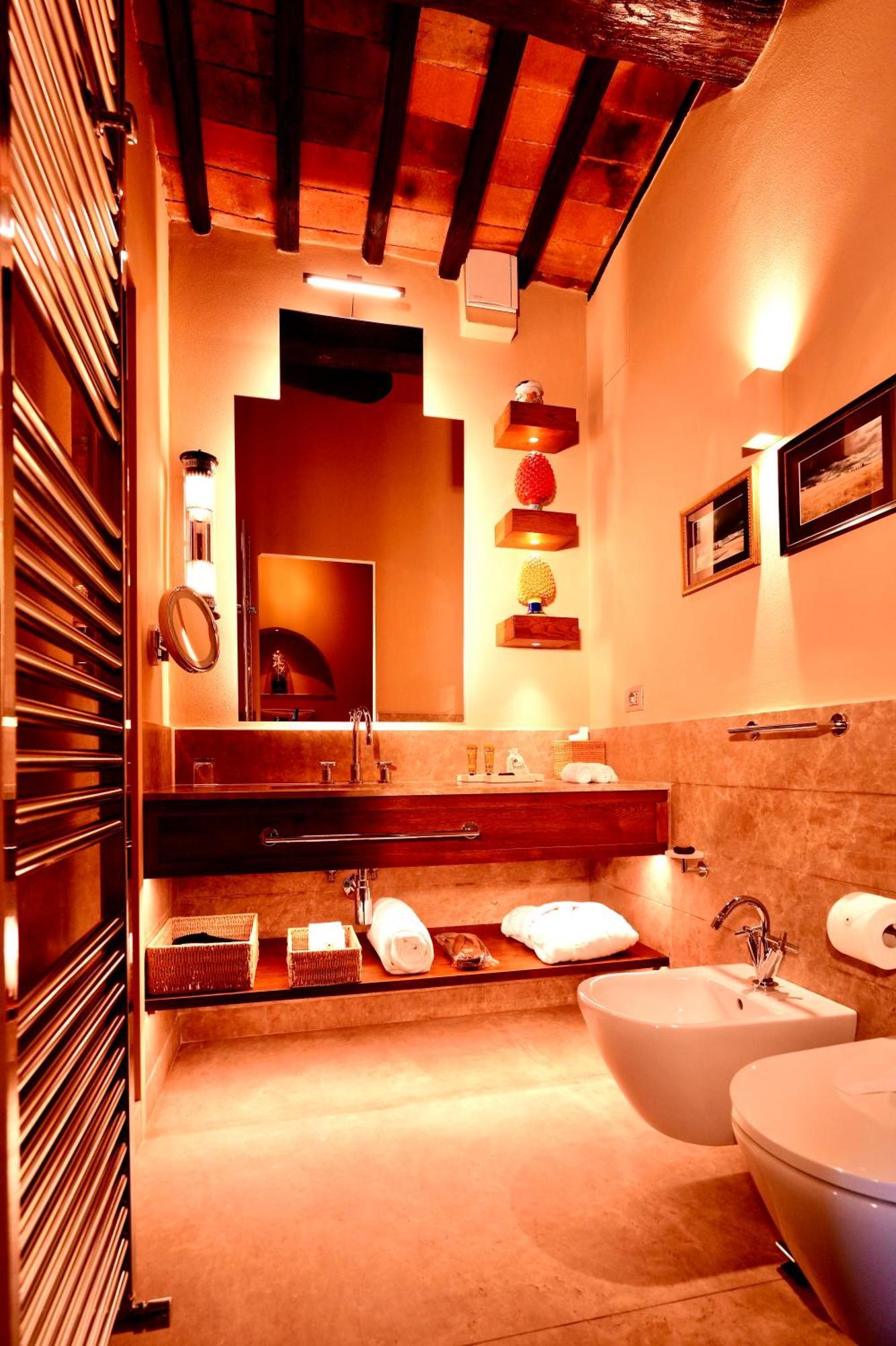 L'olmo Bed & Breakfast 5*